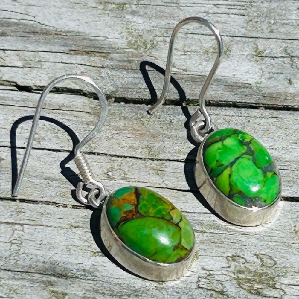 Genuine Green turquoise hand made sterling silver 925 Earrings - Picture 3 of 4